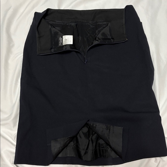 Chanel Uniform Navy Skirt - Picture 6 of 12
